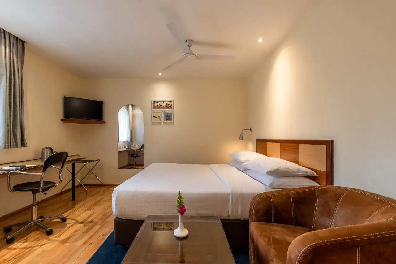 Standard King Room