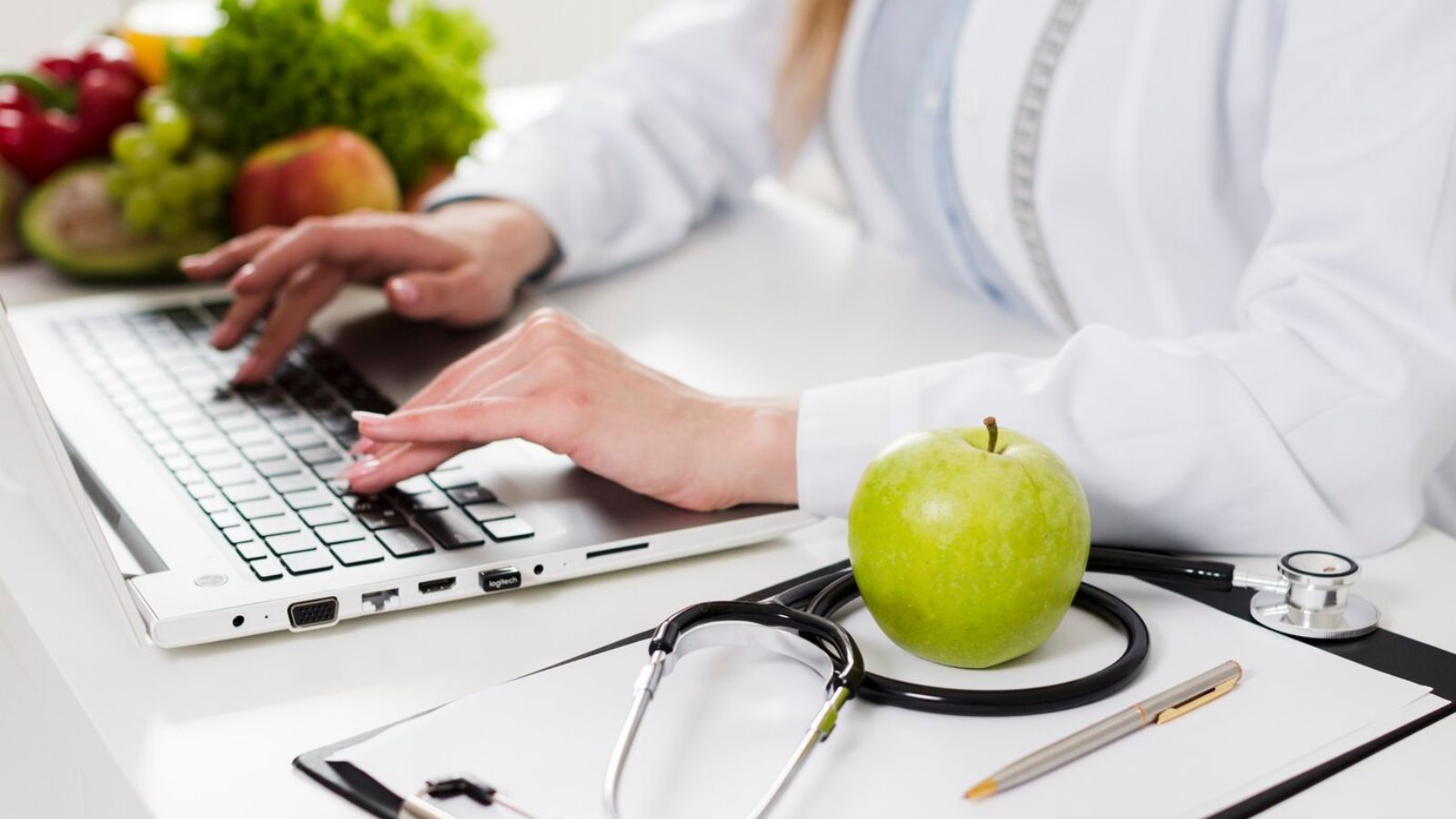 Clinical Nutrition: Essential Principles, Benefits, and Practices for Health Optimization